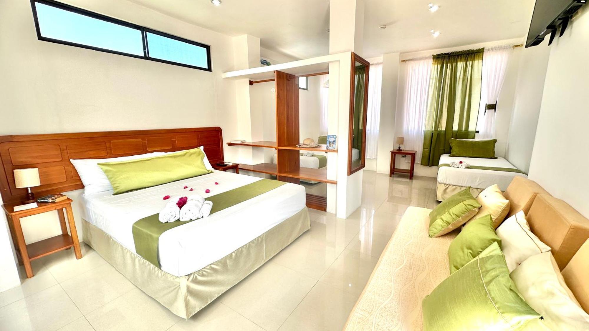 Hostal Suenos Silvestres Puerto Ayora  Dış mekan fotoğraf