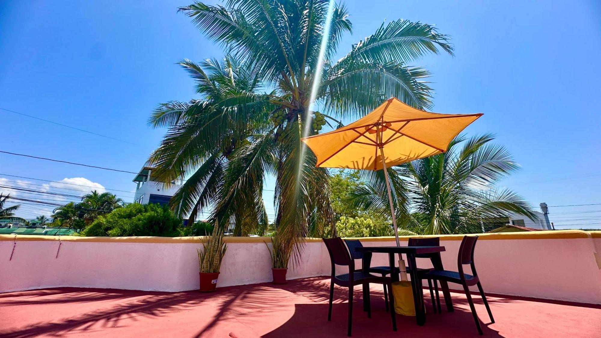 Hostal Suenos Silvestres Puerto Ayora  Dış mekan fotoğraf